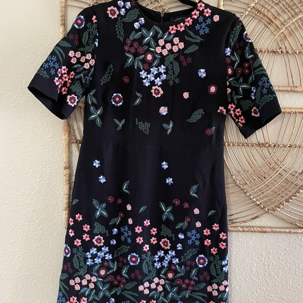 Zara Black  Oriental Embroidered Floral High Neck Dress  Women's Sz S